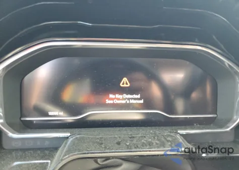 2023 Chevrolet Silverado C1500 Lt from USA, damaged, VIN 2GCPACED4P1122576